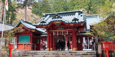 縁結びの箱根神社